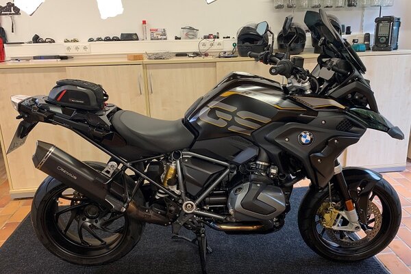 1250 GS_LI.jpg