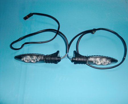 BMW S1000RR HP4 Blinker klein li.re.jpg