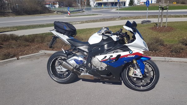 s1000rr_1.jpg
